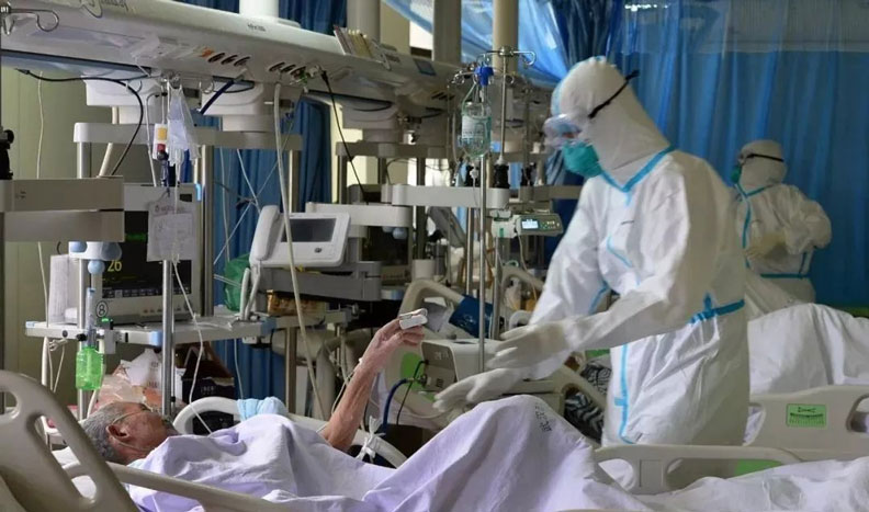 武漢醫生在接觸大量病患後,情緒快崩潰。