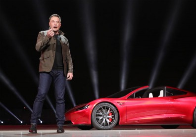 國際週報》Tesla財報遜於預期，馬斯克在中國遇強敵