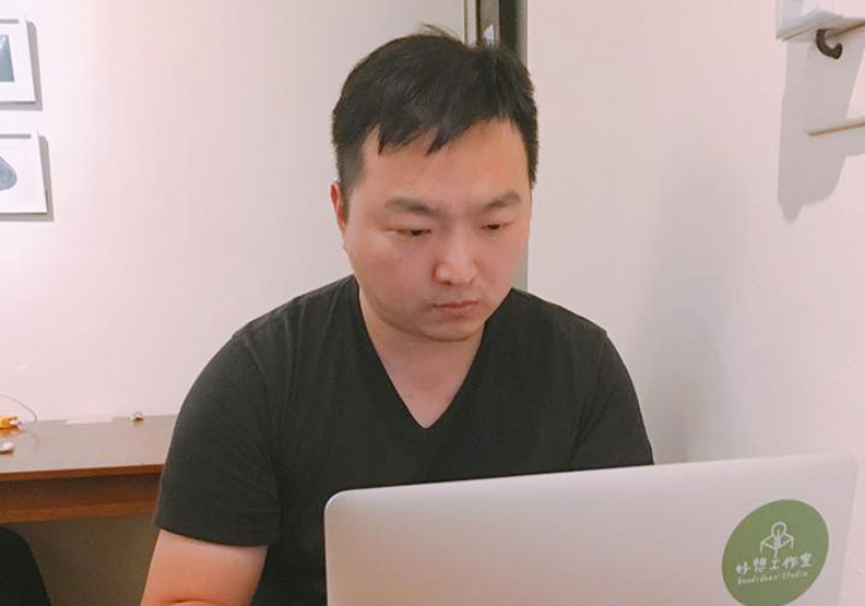 開發「超商口罩現況回報地圖」的資訊工程師吳展瑋。