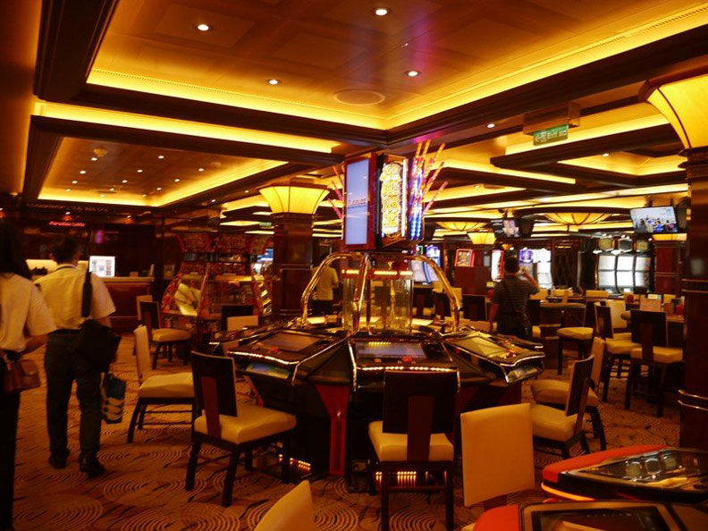 大型郵輪上有各式各樣的娛樂設施。聯合新聞網提供