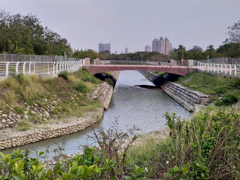 連結愛河的柴山滯洪公園。(圖片提供:楊天豪)