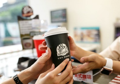 為何小七還是選擇跟進咖啡APP寄杯？統一超「不得不」參戰的兩個必須