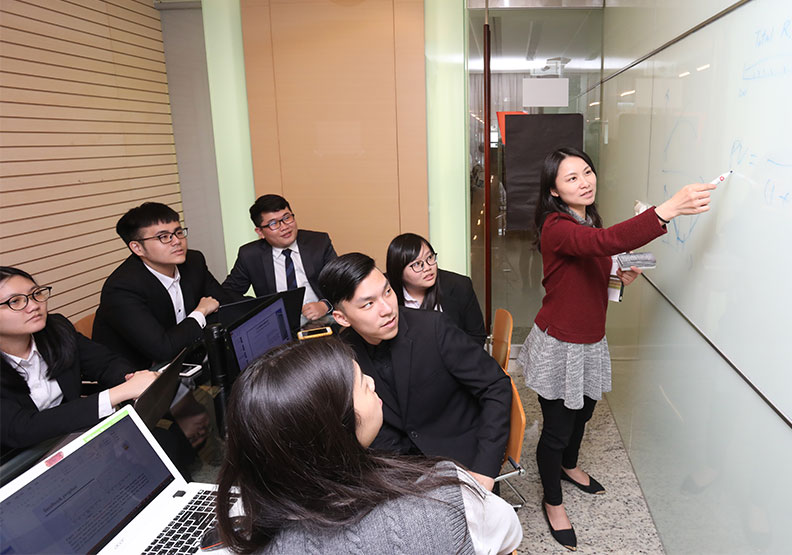 圖為文化大學財金系。