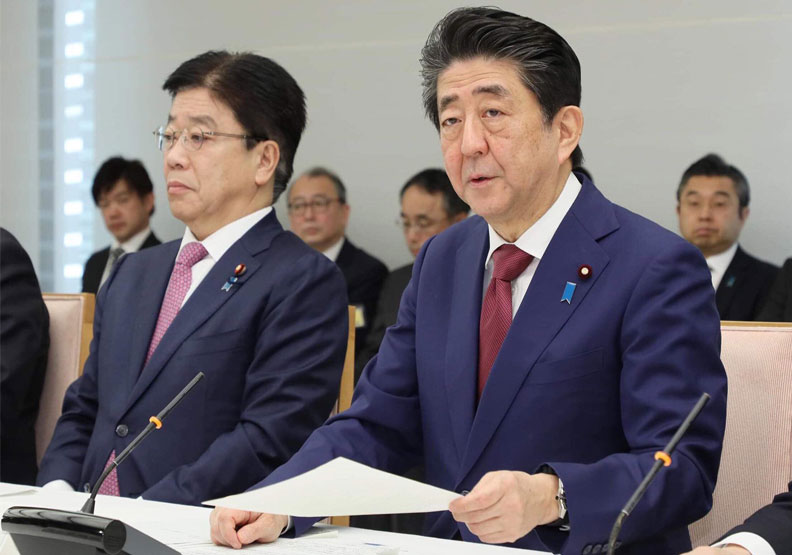 日本第26屆參議院選舉10日晚開票，針對日本前首相安倍晉三生前的修憲心願，達到國會提案門檻2/3席次。圖取自Abeshinzo推特