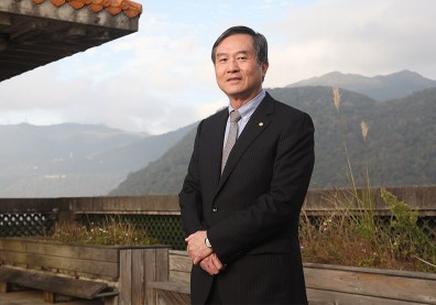 文化大學校長徐興慶：多元管道擴大國際視野