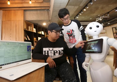 電商當道 商管人必備資訊程式力