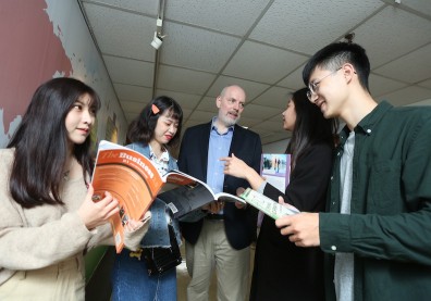 擁有國際交流利器 多方探索更加分