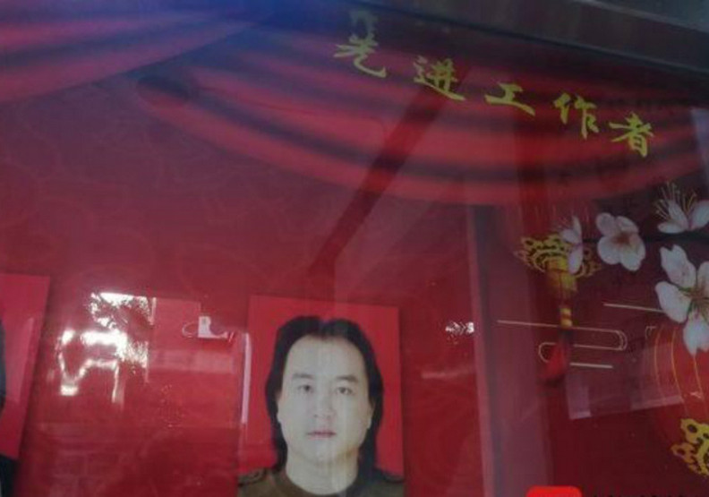 湖北導演常凱的簡易靈堂