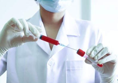 有助降低癌症復發風險，英國NHS將對千名癌友進行個人化癌症疫苗臨床試驗