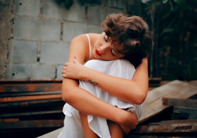 接受自己的怪！｢美女救贖怪物｣的戲碼，一直存在我們心中
