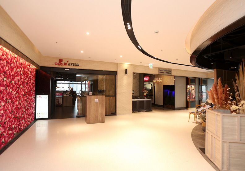 餐飲服務業也成了疫情下的最大受害者之一