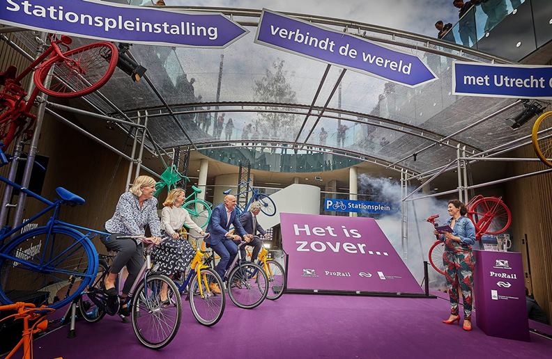烏特勒支Stationsplein停車場去年的開幕典禮。(圖片來源:Station Utrecht Centraal臉書)