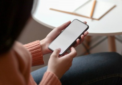 全齡宅進化App藏巧思！從借車位到顧毛孩，三代同鄰重拾厝邊人情味