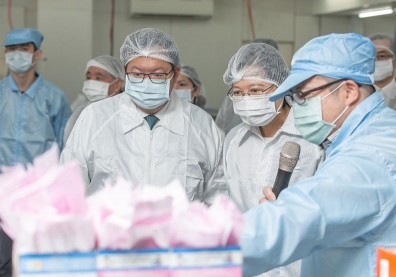 台灣之光！揭開「實名制2.0」開跑前，解禁布口罩輸出的經濟奇蹟