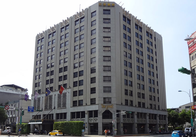 圖／台北亞都麗緻飯店。wikimedia, BY Solomon203