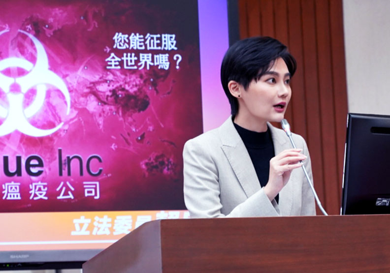 賴品妤就任一個月,台上質詢穩健,但自己仍認為表現可以更好。圖片取自賴品妤臉書