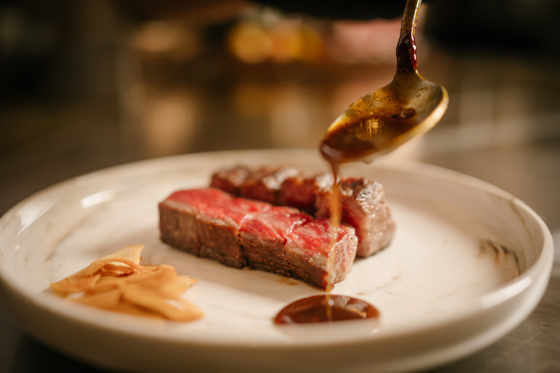 每一分都珍貴,日本和牛擁有百種風情的細膩肉質