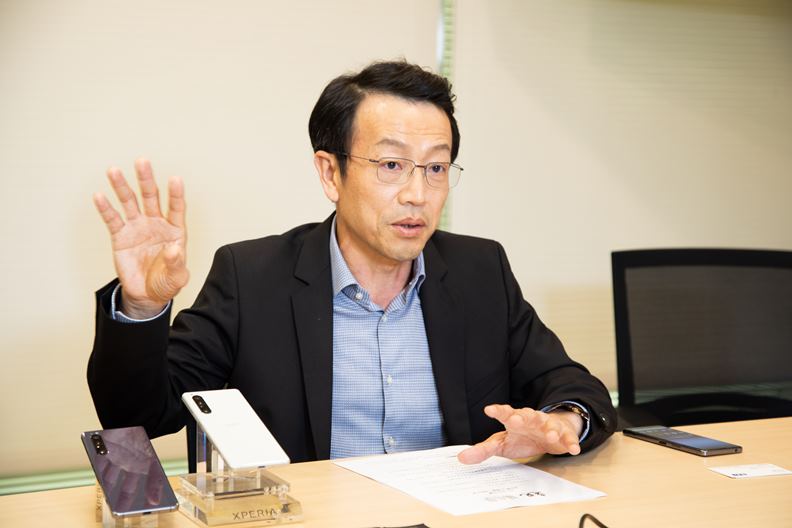 在台灣手機產業打滾多年的林志遠。