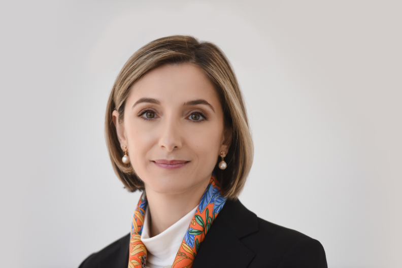 柏瑞投資團隊主管艾麗西亞(Alessia Falsarone),去年4月受邀聯合國G20峰會演講,並去年底來台參加 「2020年度展望:永續投資大未來說明會」,力倡ESG投資。