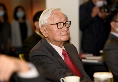 不只有長壽基因！93歲張忠謀養生之道曝光，這６招營養師也說讚