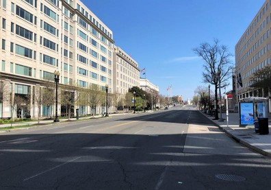 新冠肺炎蔓延2個月：美國人從笑話開始，到恐慌之路