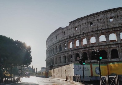 為何義大利是歐洲最慘疫區？除了低估疫情，還有三大因素！