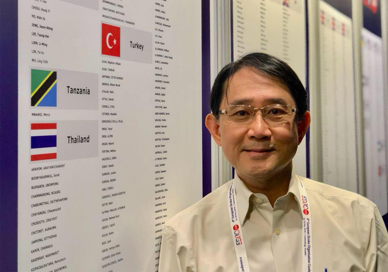 台北醫學大學公共衛生學系教授邱弘毅。取自邱弘毅臉書