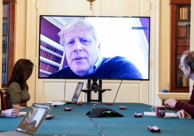 首相強森住進加護病房，英國空前國難日降臨了嗎？