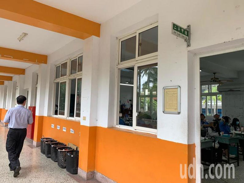 台南私立鳳和中學目前全校剩三班，其中今年高二學生33人將成最後一批在校生。聯合新聞網提供