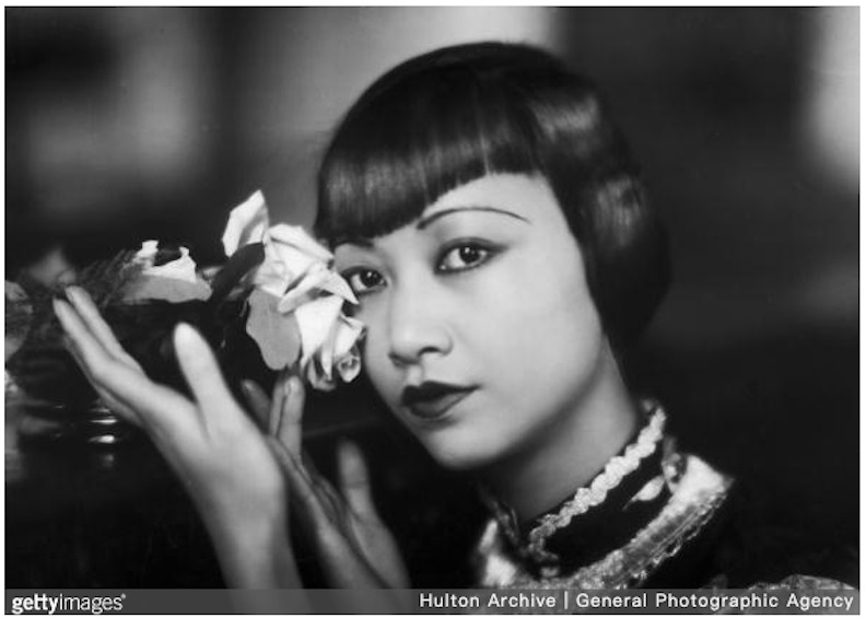 美國華裔演員黃柳霜,1933年。