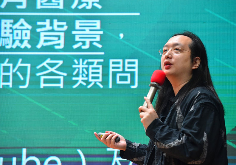 數位政委唐鳳。