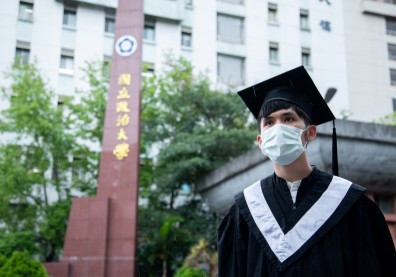 「新冠世代」 被迫按下人生「暫停」鍵