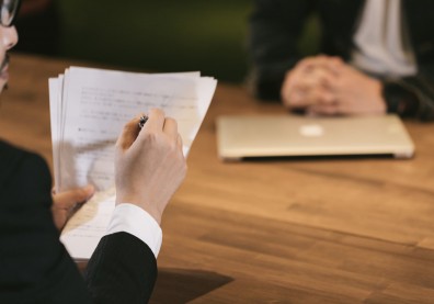 你有和老闆議薪的籌碼嗎？爭取加薪前要做的5項審視！