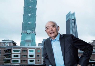 化「危」轉「機」高手何湯雄，讓特力集團穩坐居家龍頭！