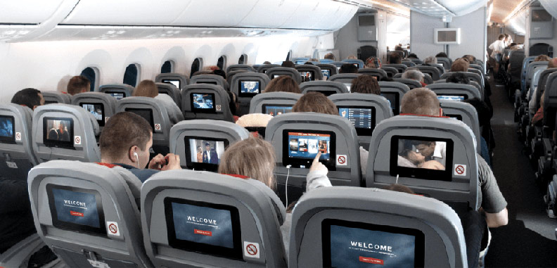 Mathias 為挪威航空設計的影視娛樂系統。取自Mathias 個人網站