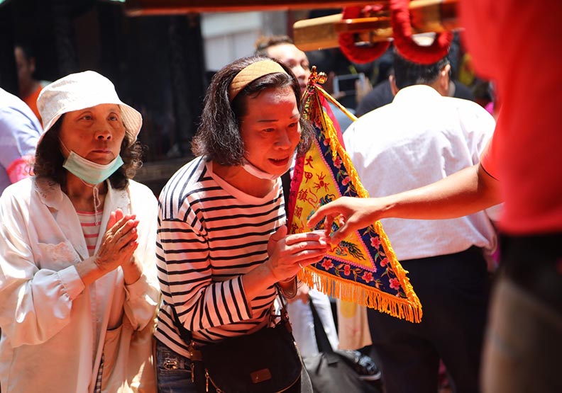 2020年台中大甲媽祖遶境的場景。池孟瑜攝。