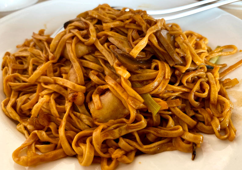 蟹肉乾燒伊麵。