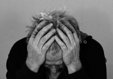覺得人生很悲慘？研究證實：太過悲觀將更容易罹患失智症