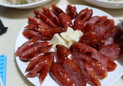 食安迷思／香腸不加亞硝酸鹽最好？跟營養師正確瞭解亞硝酸鹽