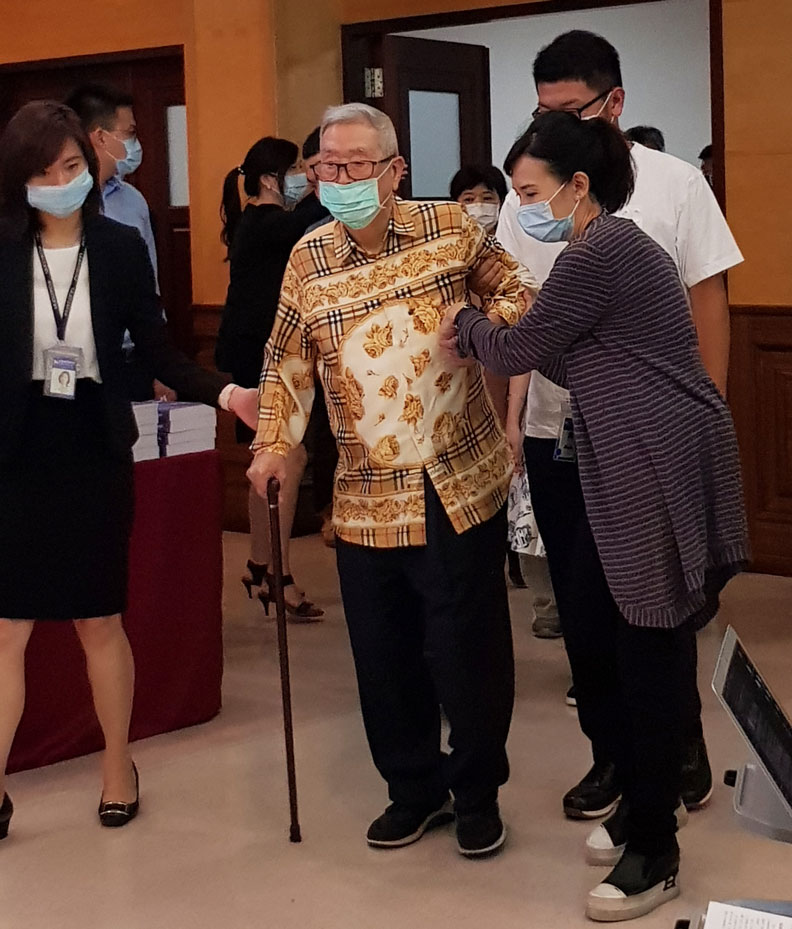 股市名人阿土伯。毛凱恩攝