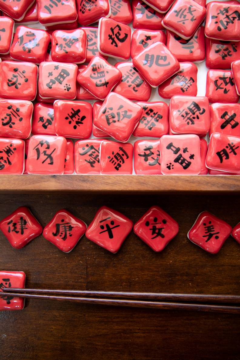 一開始學習陶藝,慘不忍睹,現在布菈瑟已經可以成功創造出屬於自己品牌的好作品。