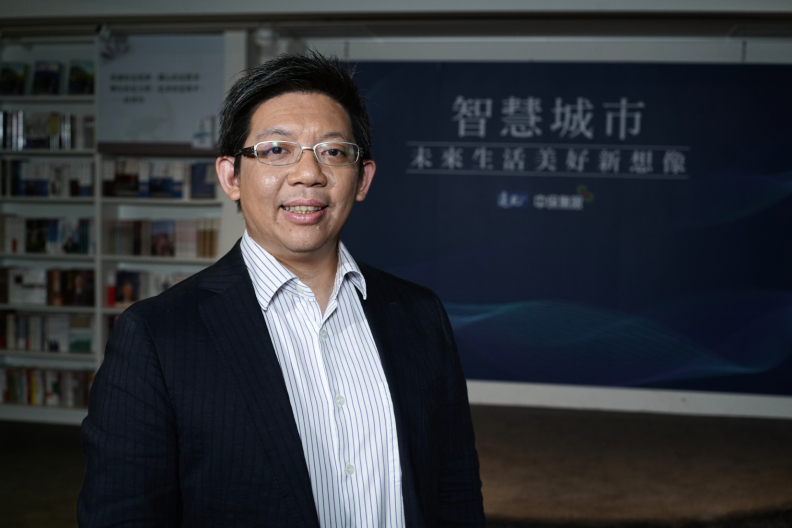 中興保全科技副董事長林建涵表示,透過”科技”將服務升級做到讓消費者安全與安心是公司最大的目標,並且將觸角從智慧家庭、智慧社區擴大至智慧城市。