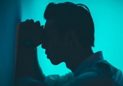 中壯年也會失智！醫揭年輕型失智症症狀，勞工健檢應納入檢測