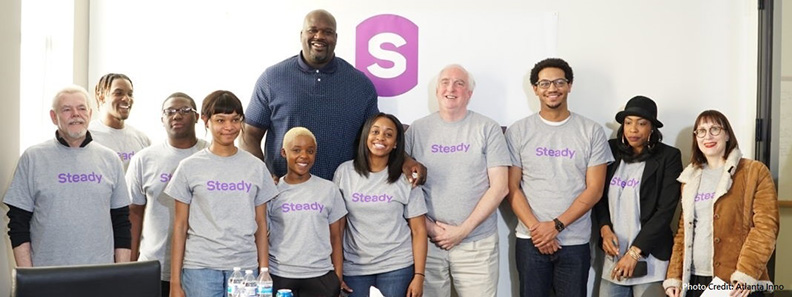 Steady吸引了前NBA球星Shaquille O’Neal的注意。