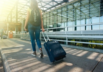 疫情再起、前景悲觀，「旅遊泡泡圈」恐未成型先泡沫化！