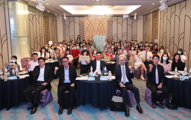 中租策略論壇舉辦十年,深獲台灣中小企業熱情支持參與,對於疫情後的趨勢議題,格外關注。