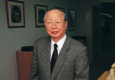 「百貨教父」新光三越董座吳東興81歲辭世，見證台灣30年百貨發展史