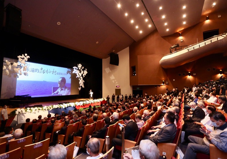 現場聚集千人追思郝柏村。