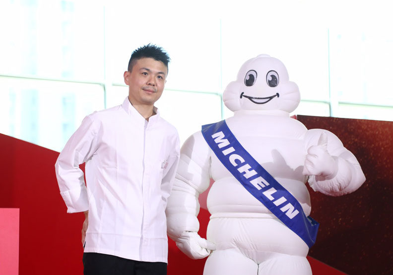 RAW獲得米其林二星。