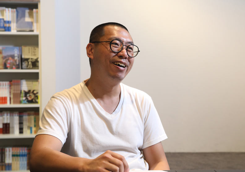 在竹山深蹲15年，邁入中年的何培鈞為何想把台灣年輕人推向亞洲？